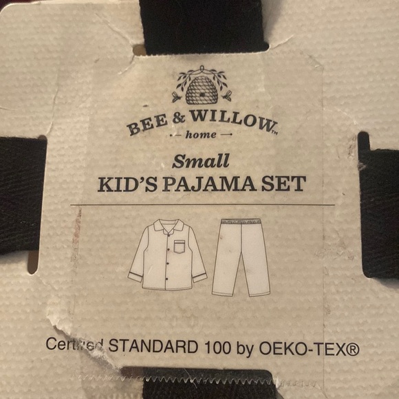 BEE & WILLOW. home
Small
KID'S PAJAMA SET Certified Standard 100 by OEKO-TEX NWT - Picture 9 of 9